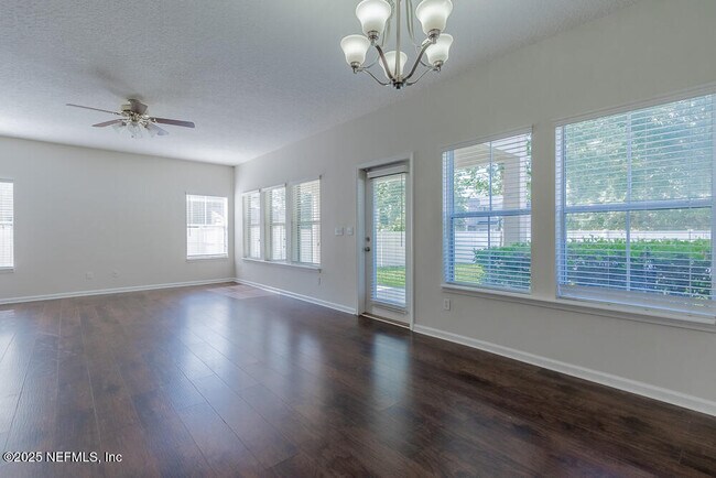 Building Photo - 6332 Endelstow Ln