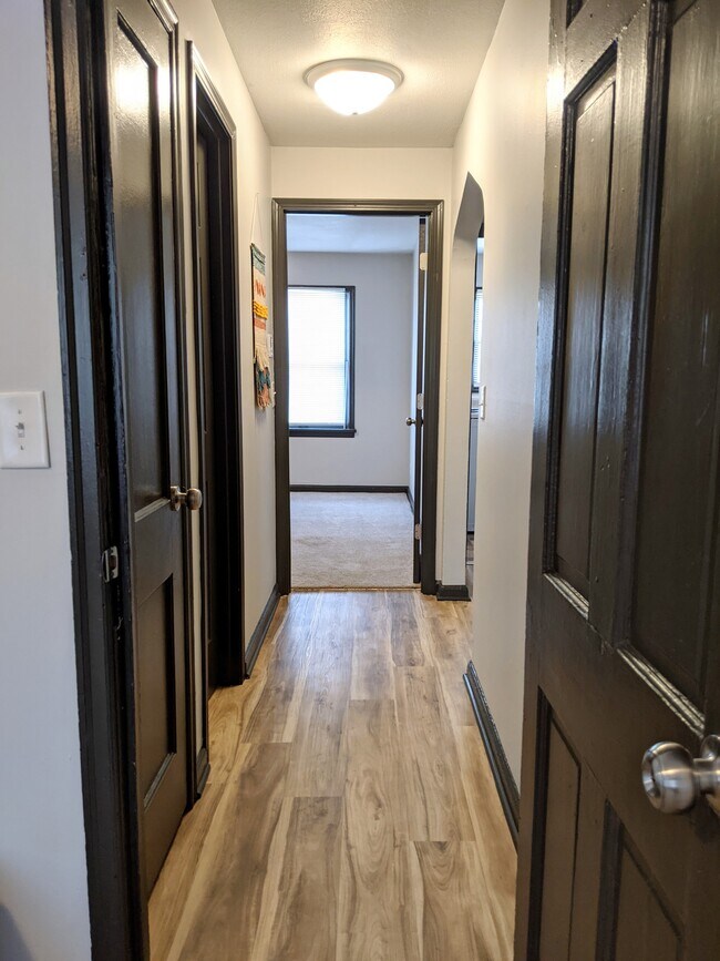Building Photo - Hanscom Park Full Duplex