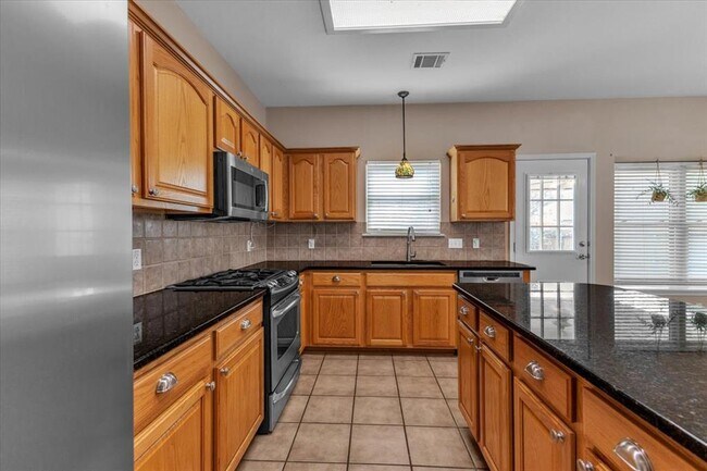 Building Photo - 3531 Roberto Clemente Ln