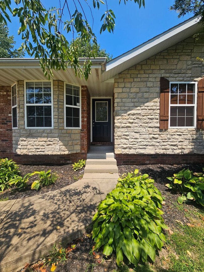 Building Photo - 1257 W Bridgewood Pl