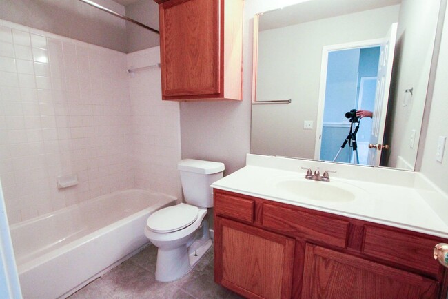 Building Photo - Charming 3-Bedroom, 2-Bath Home in Leander!