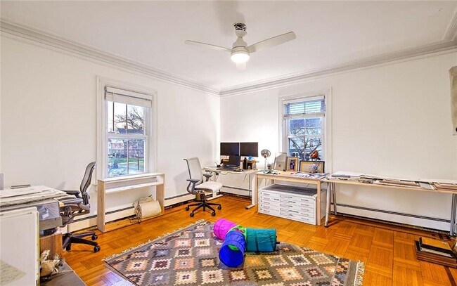 Building Photo - 130 Norwood Ave