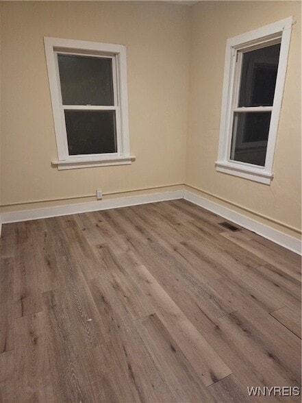 Building Photo - 24 Clay St