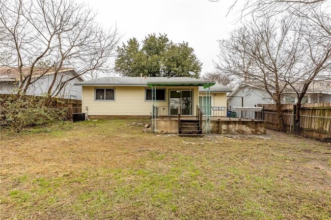 Building Photo - 2325 Bendridge Trail