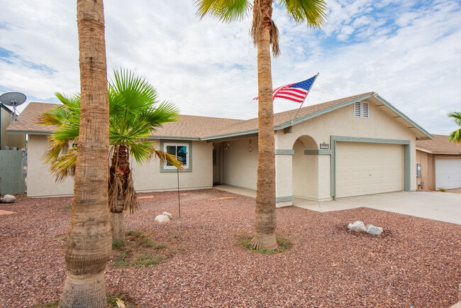 Building Photo - 11239 E 27th Pl