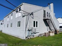 Building Photo - 813 S Reading Ave