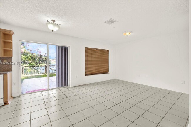 Building Photo - 16301 SW 100th Terrace