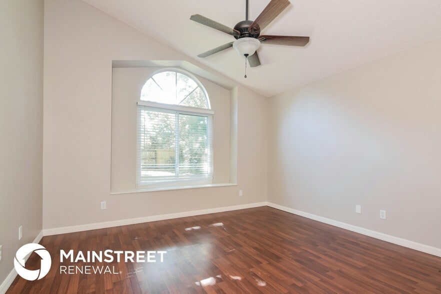 Building Photo - 1208 Altoona Ave