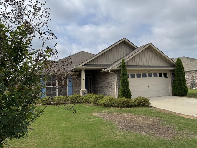Building Photo - 2467 Bell Manor Dr SW