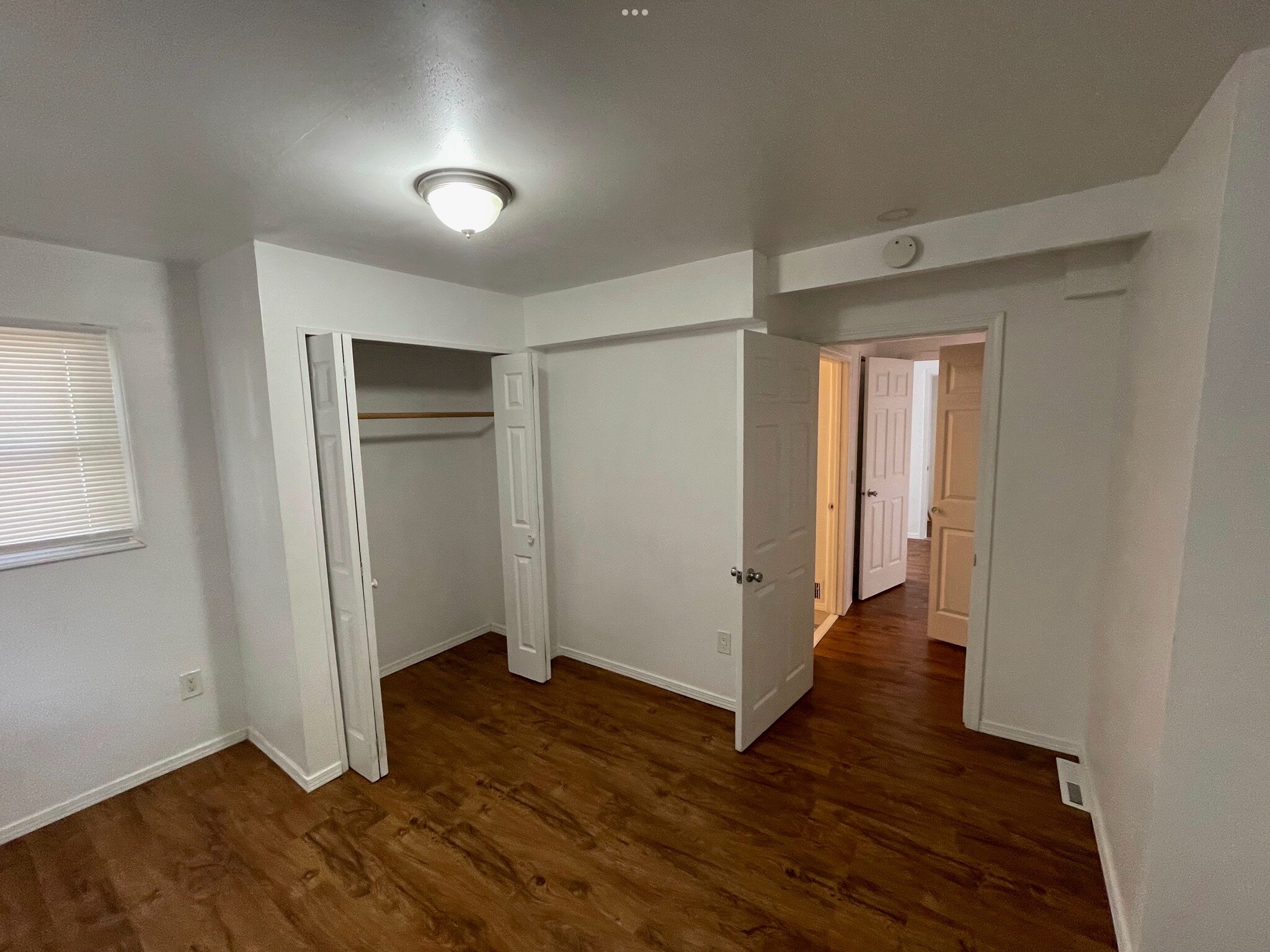 Building Photo - 2939 Sachs St