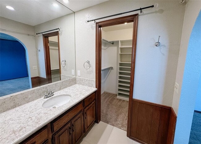 Building Photo - 14212 Mt Vernon Pl