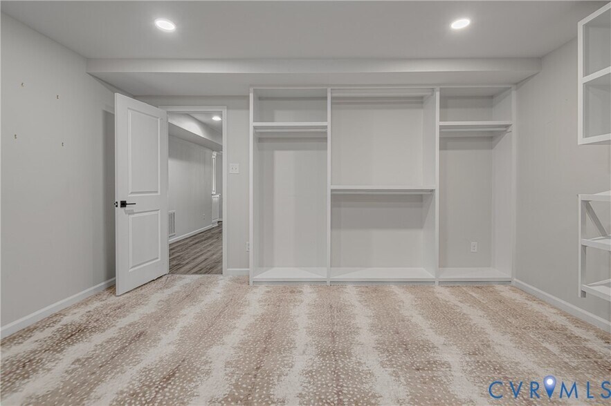 Building Photo - 16848 White Daisy Loop