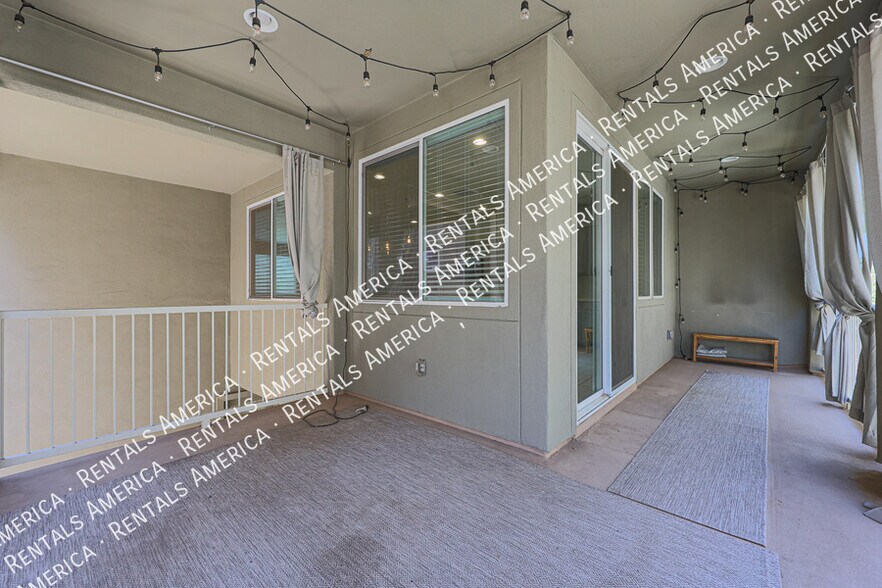 Building Photo - 7090 W Jasper Dr