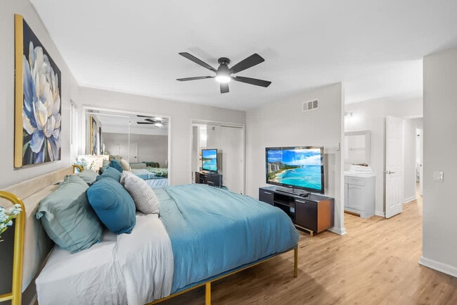 Building Photo - 13737 Via Tres Vistas