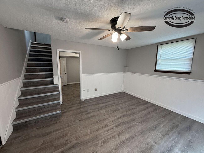 Building Photo - 1712 Garden Dr