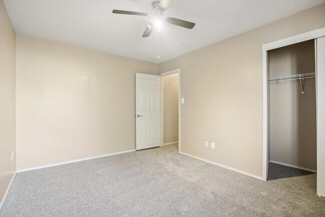 Building Photo - 1132 Pine Portage Loop