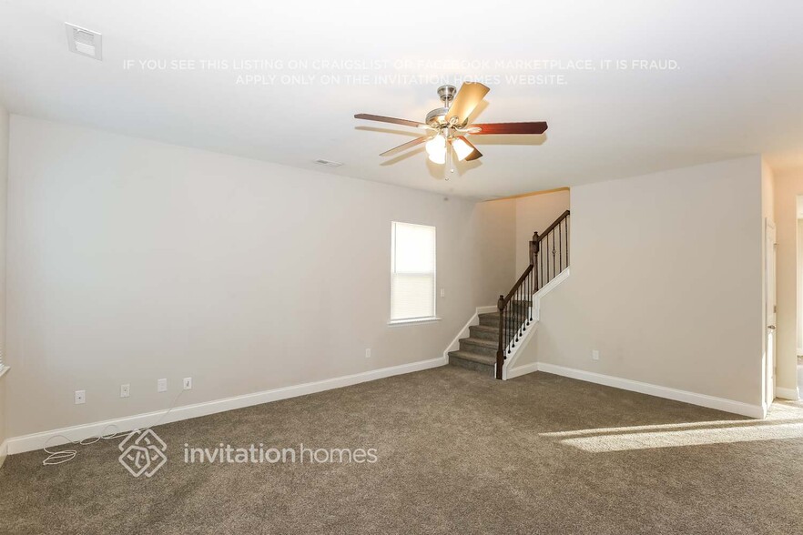 Building Photo - 178 Sassafras Rd