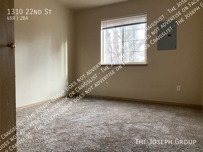 Building Photo - 1310 22nd St