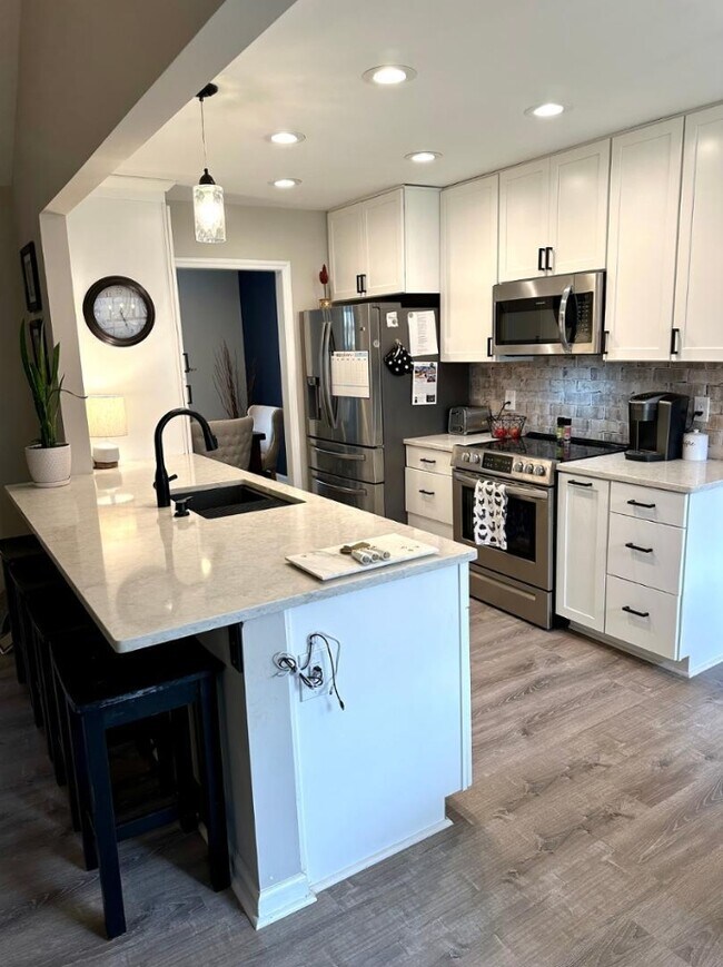 Building Photo - 4408 Mannsfield Ct