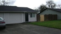 Building Photo - Downtown Puyallup Duplex