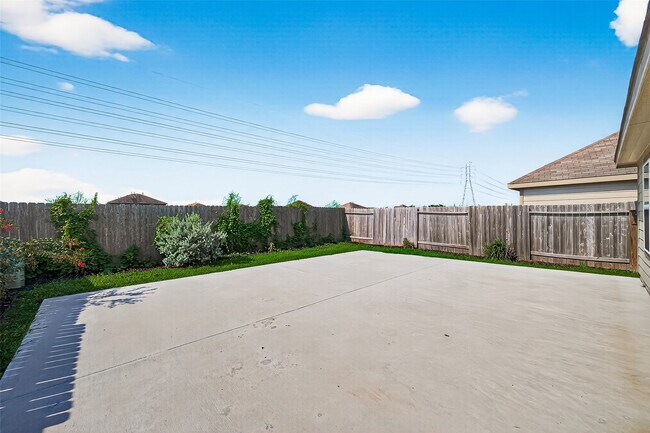 Building Photo - 17227 Quiet Song Ct