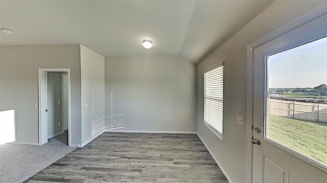 Building Photo - 4325 Umbria Rd