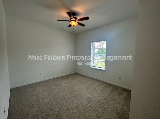 Building Photo - 42 Golden Fern Dr