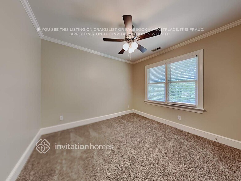 Building Photo - 1002 Briarcliff Rd