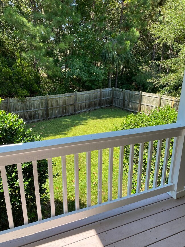 Building Photo - 56 Greyfield Dr