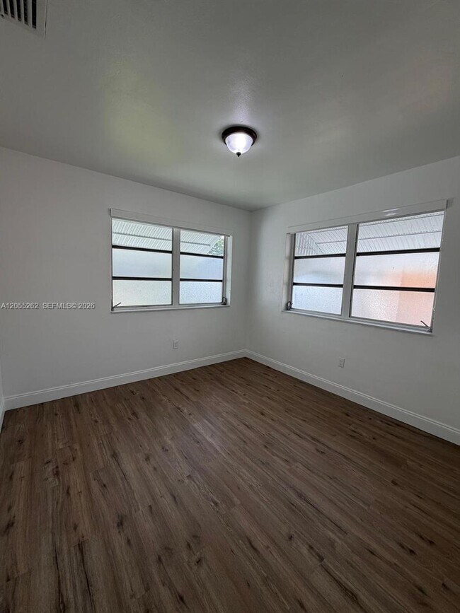 Building Photo - 890 NW 55th St