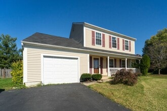 Building Photo - Beautiful 2 Story 3 BD 3.5 BA home in Burtonsville, MD