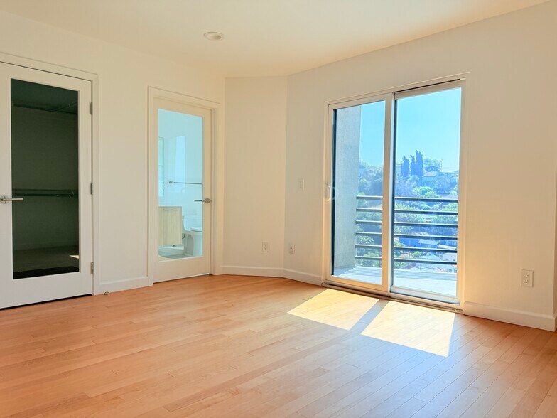 Master Bedroom - 1878 N Alvarado St