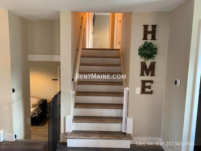 Building Photo - 5 Spencer St