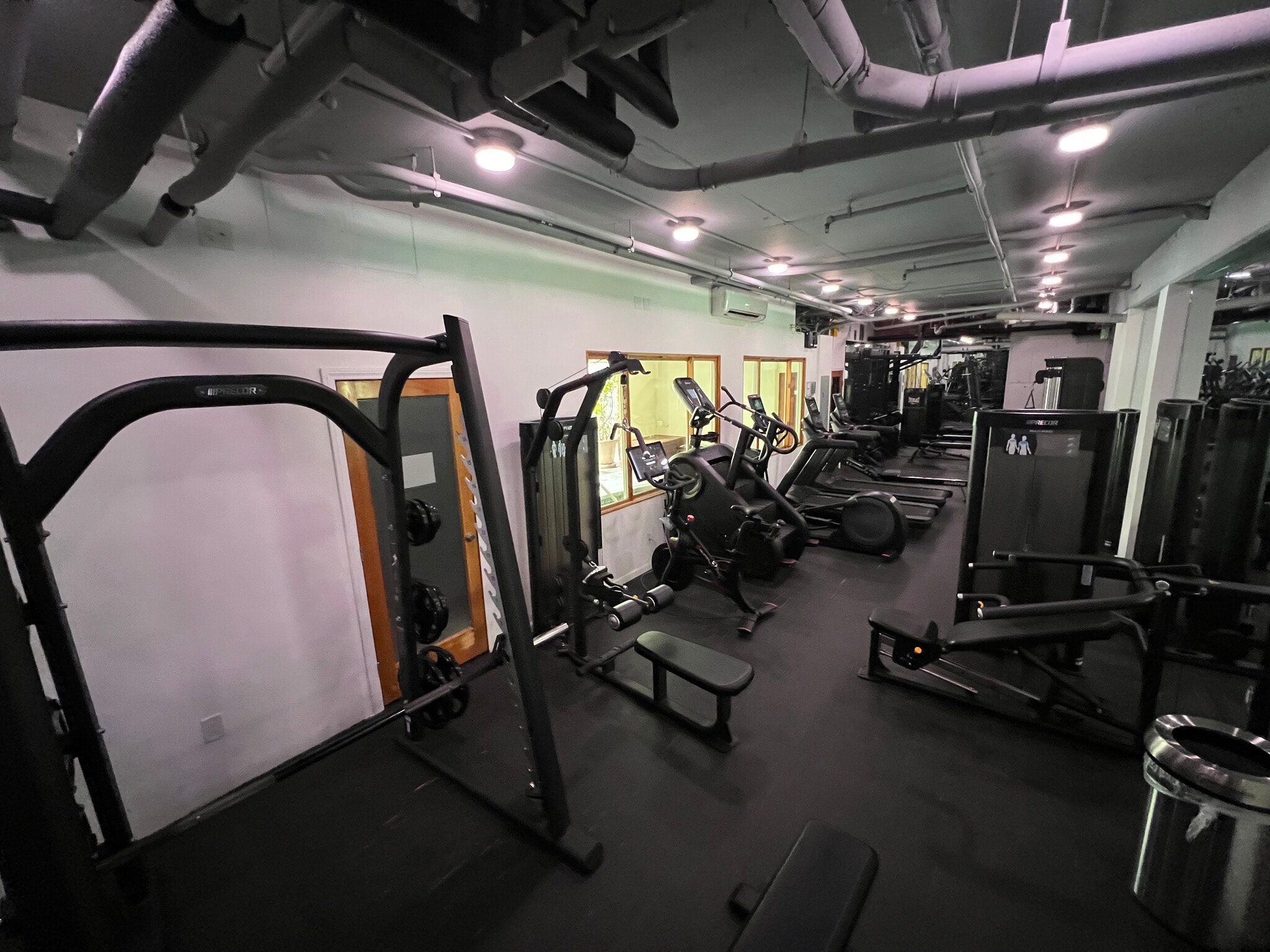 Gym - 1440 Veteran Ave