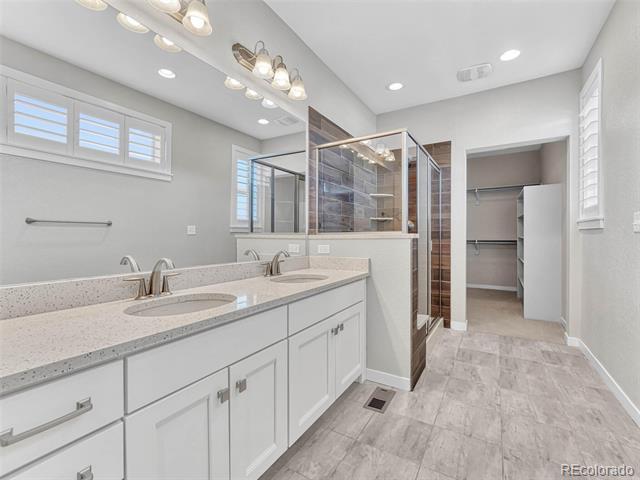Building Photo - 10062 Belvedere Cir