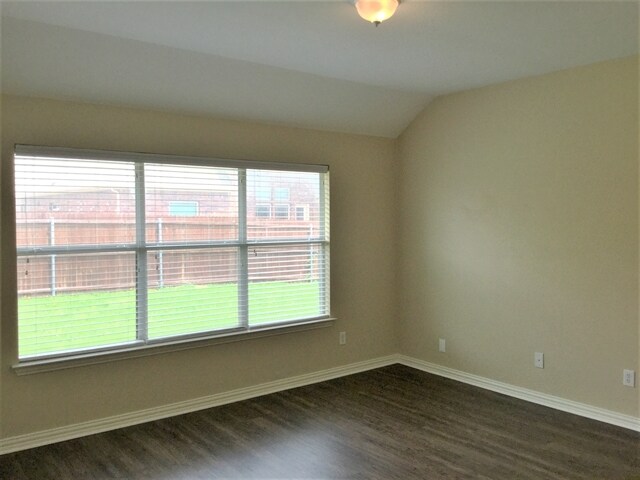 Building Photo - 245 Brookdale Dr