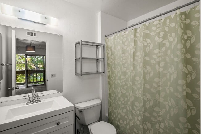 Building Photo - Welcome to your serene 3 BR 2.5 BA Townhome in College Park, San Diego!