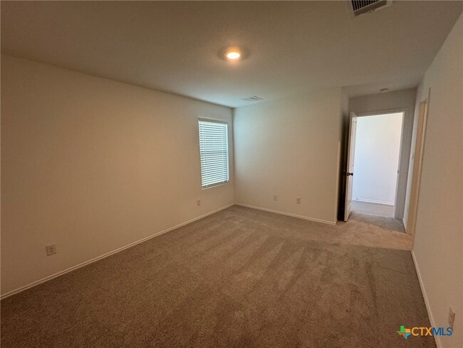 Building Photo - 317 Trinity River Holw
