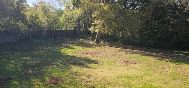 Building Photo - 5654 Colinas Verde Dr