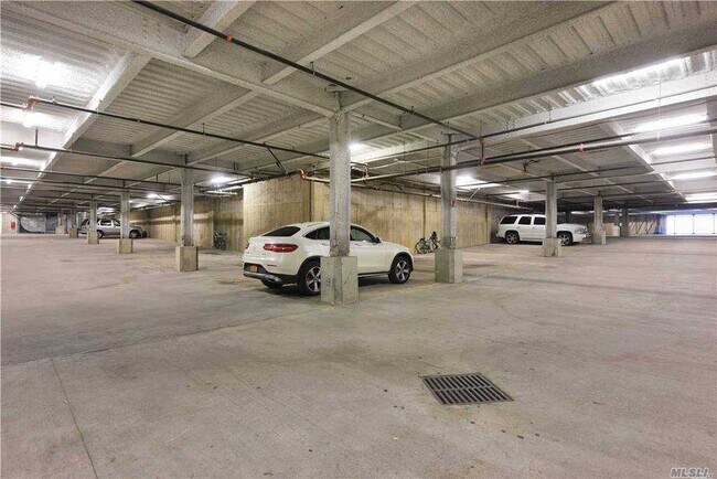 Building Photo - 130 Post Ave