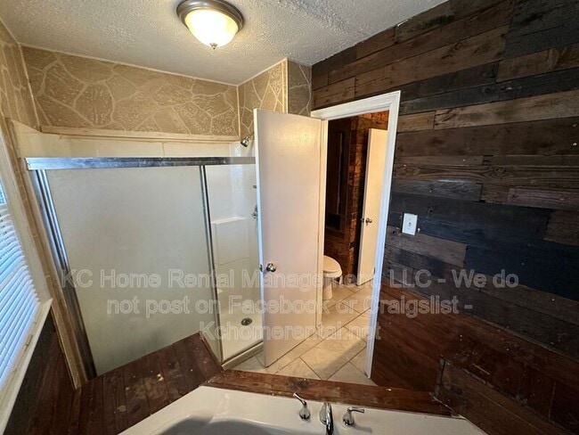 Building Photo - 7318 James A Reed Rd