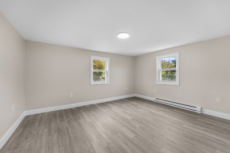 Building Photo - 108 Robble Ave