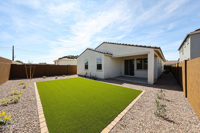 Building Photo - 5019 N 87th Dr