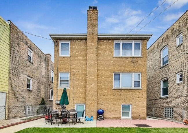 Building Photo - 5151 W Agatite Ave