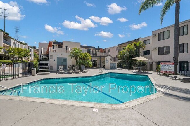 Building Photo - 6780 Friars Rd