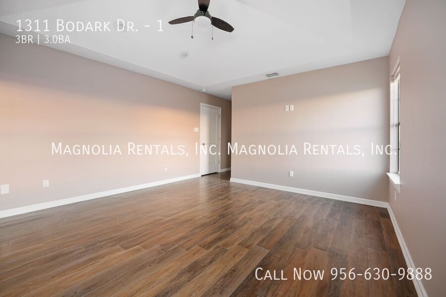 Building Photo - 1311 Bodark Dr