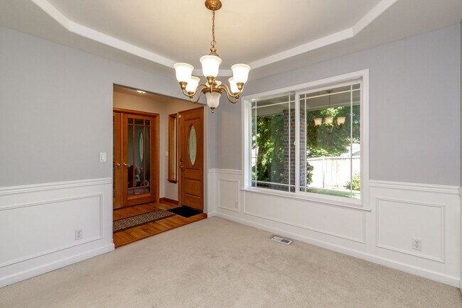 Building Photo - 2709 17th Ave Ct SW