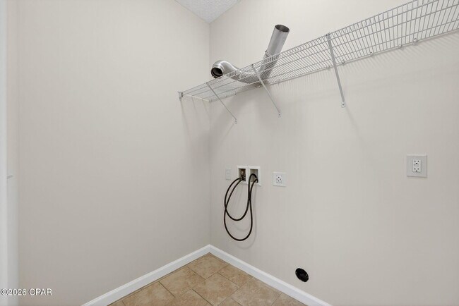 Building Photo - 2605 Avondale Ct