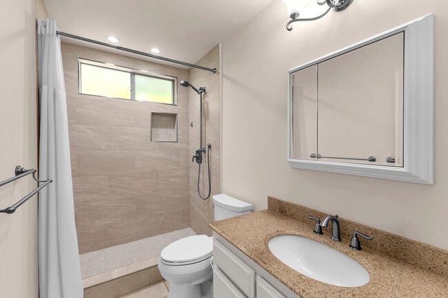 Building Photo - 74558 Monteverde Way