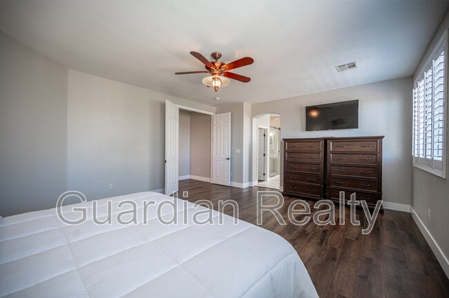 Building Photo - 11112 Pine Greens Ct